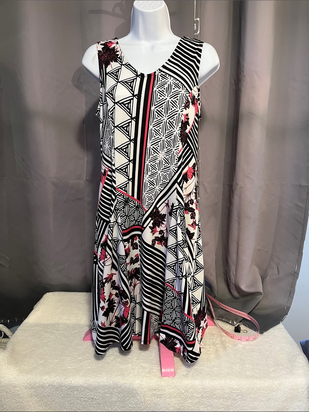Kim Rogers Black & White Geometric Swing Dress with Pink Floral Accents